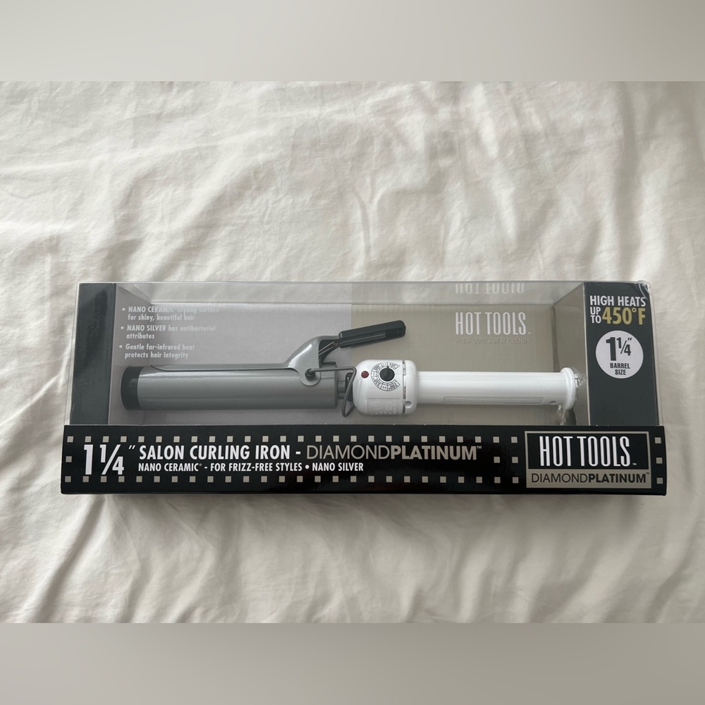 NWT Hot Tools 1.25 Curling Iron
